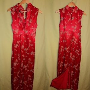 China doll 3/4 length dress. Sexy well fitting.